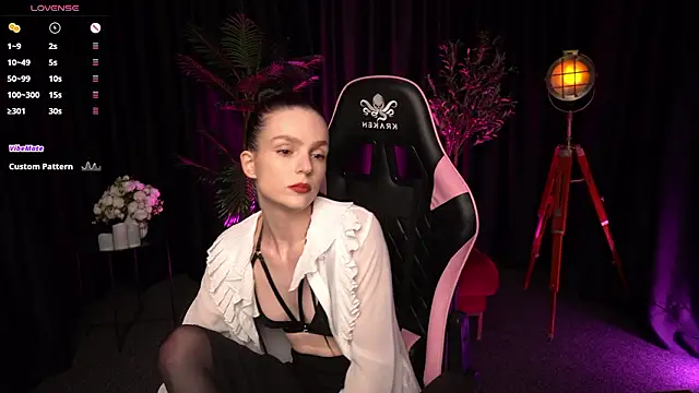 Snapshot of Wild_Alice_me chatting on 03/07/26, 03:42 Wild Alice me online show from 03/07/26, 03:42