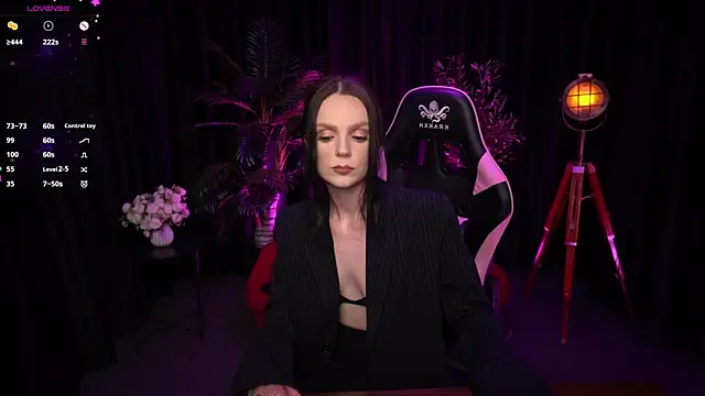 Snapshot of Wild_Alice_me chatting on 05/01/26, 03:27 Wild Alice me online show from 05/01/26, 03:27