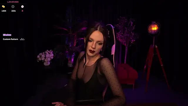 Snapshot of Wild_Alice_me chatting on 06/10/26, 03:55 Wild Alice me online show from 06/10/26, 03:55