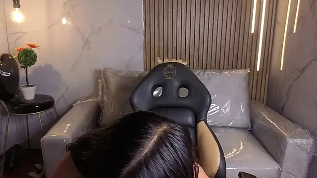 Sweett liia  online show from 05/16/26, 07:45