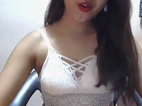 Snapshot of sassy_slut_69 chatting on 04/20/26, 05:59 sassy slut 69 online show from 04/20/26, 05:59