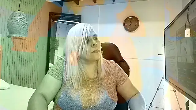 Snapshot of eva_colen50 chatting on 03/10/26, 05:18 eva colen50 online show from 03/10/26, 05:18