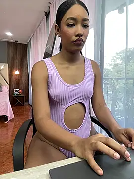 Snapshot of kali_rousse chatting on 04/30/26, 12:33 kali rousse online show from 04/30/26, 12:33