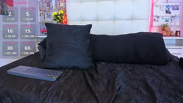 SharonTygaX online show from 06/25/26, 02:33