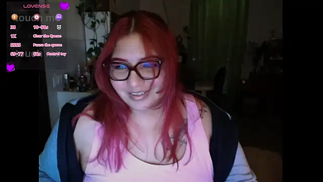 Snapshot of MagicCurves chatting on 05/24/26, 03:50 MagicCurves online show from 05/24/26, 03:50