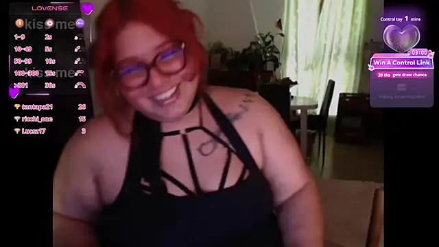 Snapshot of MagicCurves chatting on 05/27/26, 11:07 MagicCurves online show from 05/27/26, 11:07