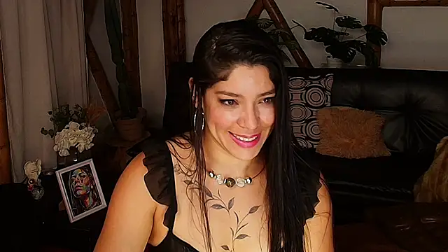 Snapshot of sofia_diaz08 chatting on 04/10/26, 08:02 sofia diaz08 online show from 04/10/26, 08:02