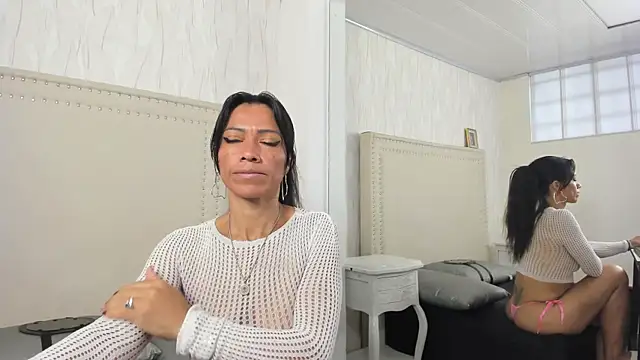 Snapshot of FernandaAvilax chatting on 04/13/26, 06:13 FernandaAvilax online show from 04/13/26, 06:13