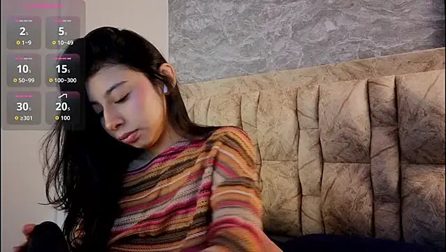 chloe bluee  online show from 07/09/26, 11:14