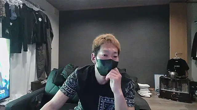 Snapshot of ryuaaaaa chatting on 02/26/26, 05:34 ryuaaaaa online show from 02/26/26, 05:34