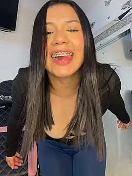 Snapshot of scarleth_marquezz chatting on 05/01/26, 02:49 scarleth marquezz online show from 05/01/26, 02:49