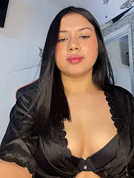 Snapshot of scarleth_marquezz chatting on 05/03/26, 03:23 scarleth marquezz online show from 05/03/26, 03:23