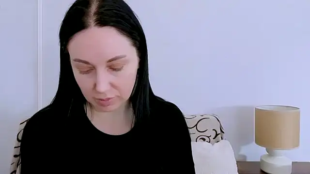 Snapshot of MiaFair chatting on 04/10/26, 03:28 MiaFair online show from 04/10/26, 03:28