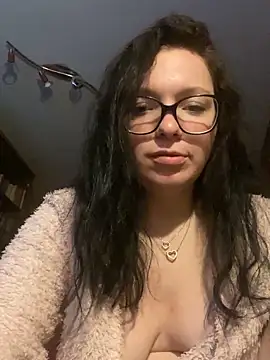 Snapshot of sonule99 chatting on 06/11/26, 06:39 sonule99 online show from 06/11/26, 06:39
