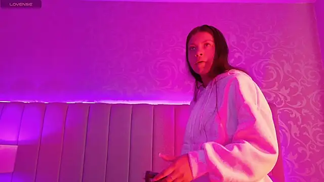 Emily  Stef online show from 07/28/26, 12:12