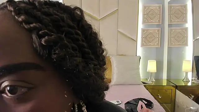 Snapshot of KarinaaCoxx chatting on 05/30/26, 11:51 KarinaaCoxx online show from 05/30/26, 11:51
