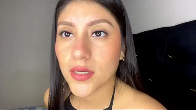 latinasoftie online show from 07/23/26, 02:31