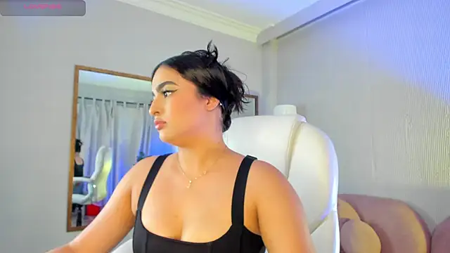 Snapshot of Stephany_Harlot chatting on 04/15/26, 10:21 Stephany Harlot online show from 04/15/26, 10:21