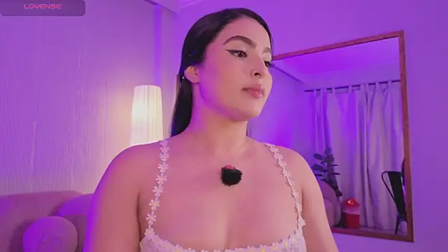 Snapshot of Stephany_Harlot chatting on 04/29/26, 11:22 Stephany Harlot online show from 04/29/26, 11:22