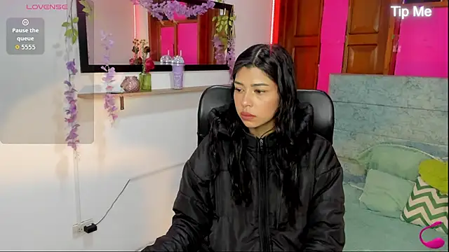Snapshot of Aysha_winxs chatting on 03/13/26, 03:13 Aysha winxs online show from 03/13/26, 03:13