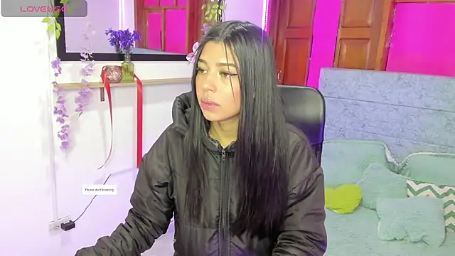 Snapshot of Aysha_winxs chatting on 03/30/26, 03:18 Aysha winxs online show from 03/30/26, 03:18