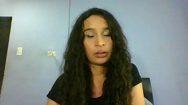 scarlettscottx  online show from 06/22/26, 12:02