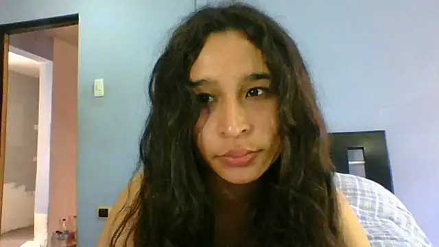 scarlettscottx  online show from 06/29/26, 07:36