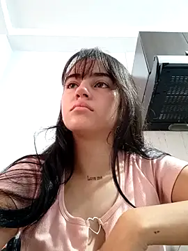 Snapshot of sara_cute_so chatting on 04/29/26, 12:09 sara cute so online show from 04/29/26, 12:09