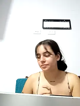 Snapshot of sara_cute_so chatting on 05/31/26, 03:15 sara cute so online show from 05/31/26, 03:15