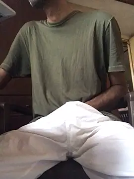 Snapshot of sub_slave_indi chatting on 10/14/25, 02:56 sub slave indi online show from 10/14/25, 02:56