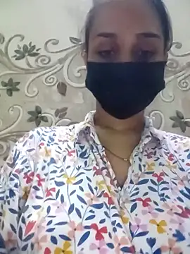 Snapshot of Vandana122 chatting on 05/12/26, 10:56 Vandana122 online show from 05/12/26, 10:56