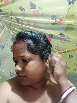 Snapshot of Sexy-Aliya chatting on 03/21/26, 11:52 Sexy-Aliya online show from 03/21/26, 11:52