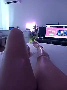LauraDelightX online show from 06/23/26, 08:34