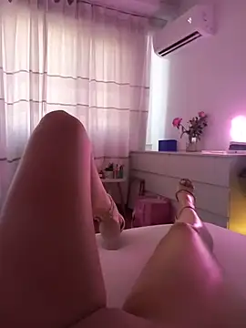 LauraDelightX online show from 06/26/26, 06:40