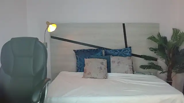 Anne blake online show from 06/20/26, 03:09