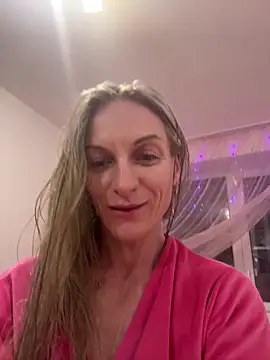 Snapshot of Faiiry_ chatting on 03/27/26, 07:46 Faiiry online show from 03/27/26, 07:46