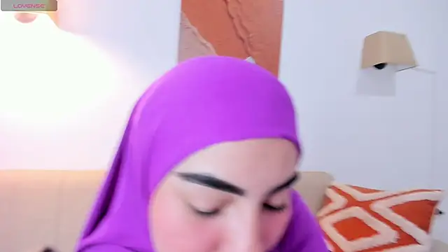 Snapshot of Malika_Noor chatting on 06/02/26, 02:30 Malika Noor online show from 06/02/26, 02:30