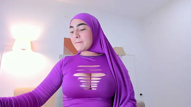 Snapshot of Malika_Noor chatting on 06/07/26, 03:49 Malika Noor online show from 06/07/26, 03:49