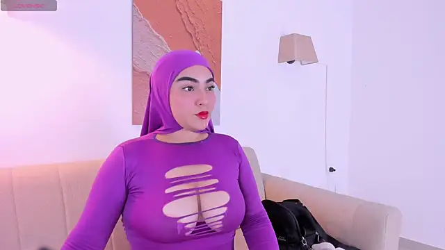 Malika Noor online show from 07/07/26, 03:05
