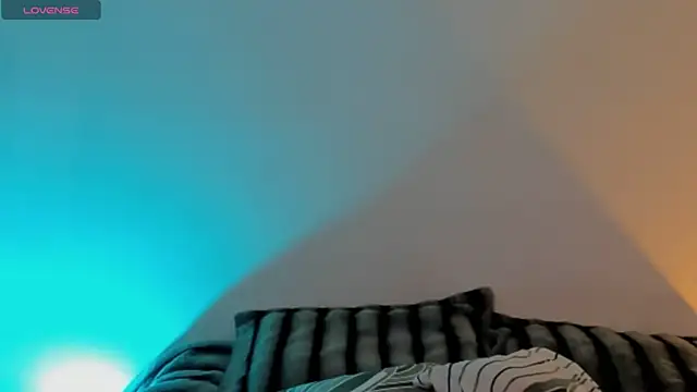 lucy blush online show from 07/16/26, 12:22
