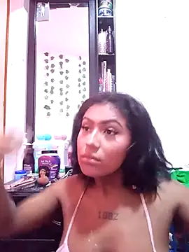 Snapshot of Emma_Dancer chatting on 03/16/26, 12:53 Emma Dancer online show from 03/16/26, 12:53