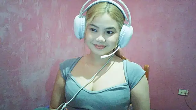 DessertFlower online show from 06/23/26, 03:48