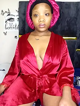 Snapshot of Divine_Beautyxx chatting on 05/02/26, 04:12 Divine Beautyxx online show from 05/02/26, 04:12