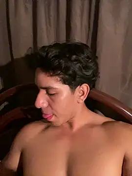 Alejandrososas online show from 07/04/26, 05:13