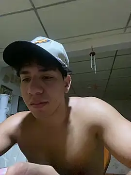 Alejandrososas online show from 07/31/26, 03:22