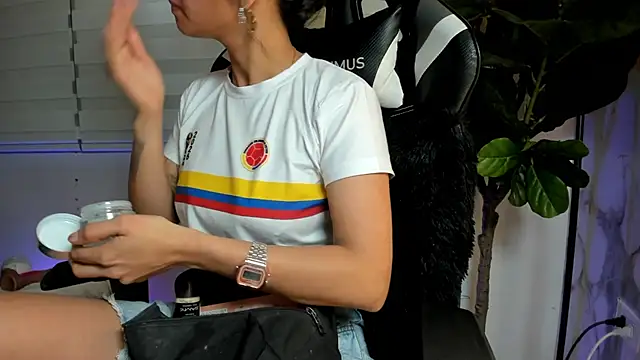 Antonella Moretti  online show from 07/09/26, 03:54
