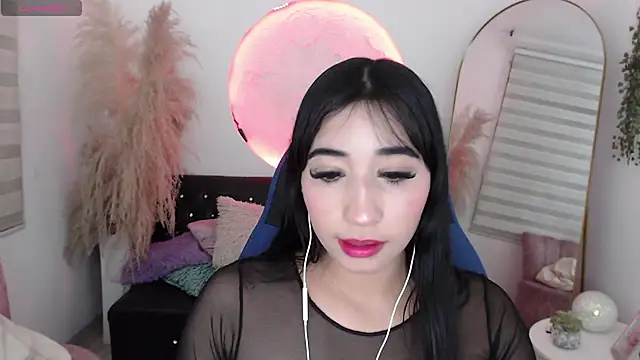 Snapshot of ivvoncute chatting on 04/16/26, 02:23 ivvoncute online show from 04/16/26, 02:23