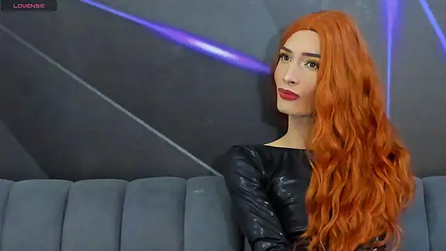 Snapshot of georginacouple_hardsex chatting on 03/10/26, 03:17 georginacouple hardsex online show from 03/10/26, 03:17