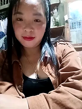 Snapshot of Lucky_girl_4 chatting on 03/05/26, 02:24 Lucky girl 4 online show from 03/05/26, 02:24
