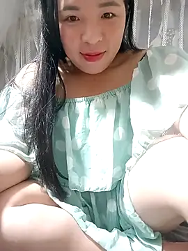 Snapshot of Lucky_girl_4 chatting on 03/20/26, 01:10 Lucky girl 4 online show from 03/20/26, 01:10